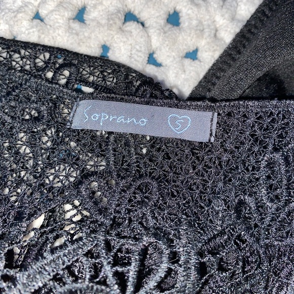 Black lacy soprano small dress practically new - Picture 4 of 5